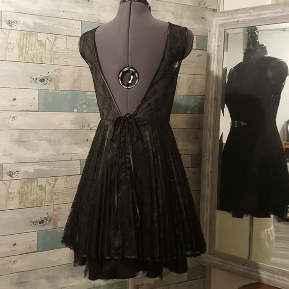 Laura Petites Elegant Black Lace Party Dress - Picture 3 of 5